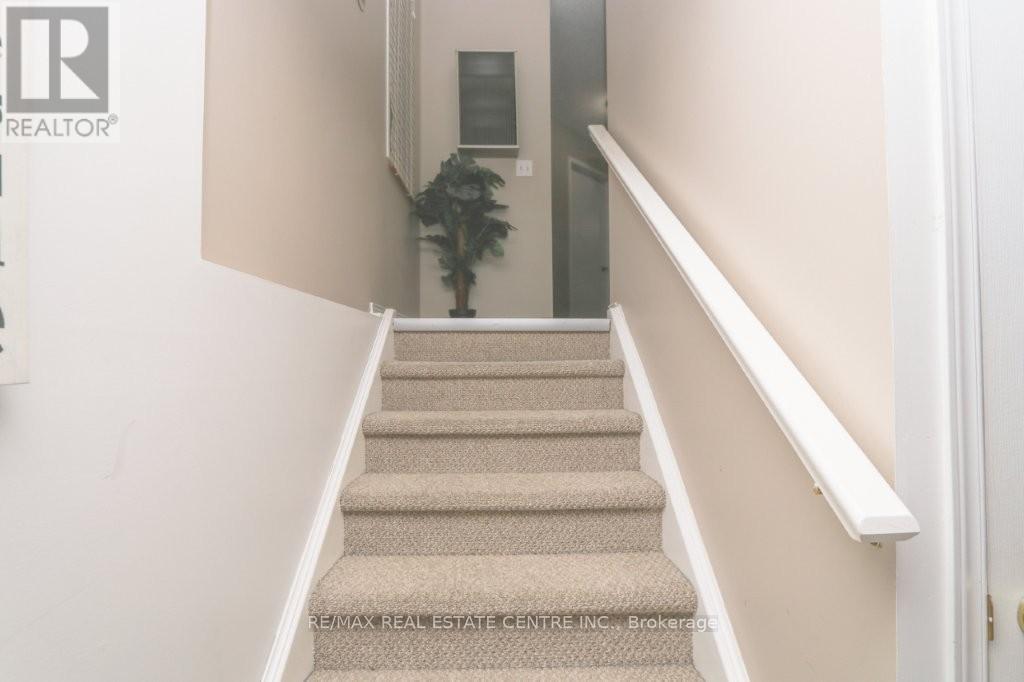 15 Gees Way, Cambridge, Ontario  N3C 4M5 - Photo 13 - X12678014