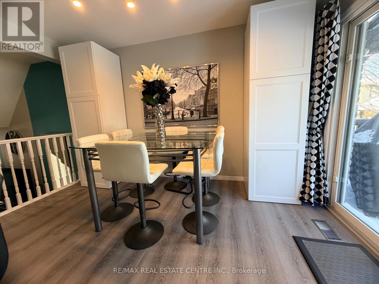 15 Gees Way, Cambridge, Ontario  N3C 4M5 - Photo 11 - X12678014