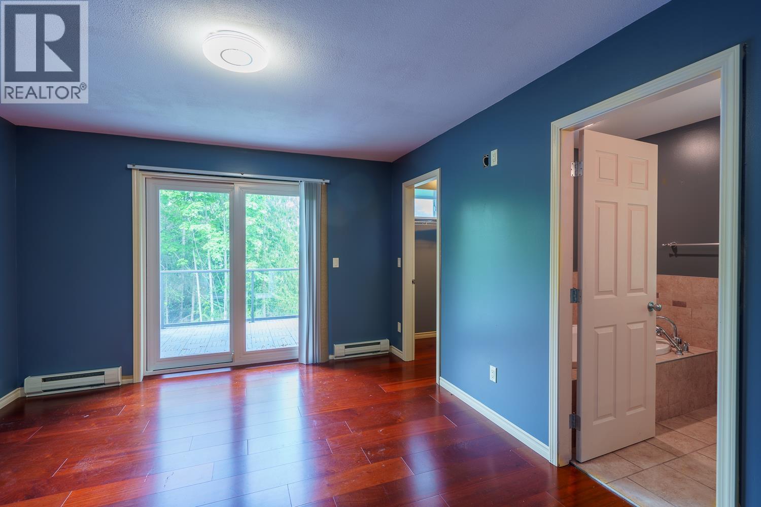 5886 Sandy Hook Road, Sechelt, British Columbia  V7Z 0P4 - Photo 10 - R3082187