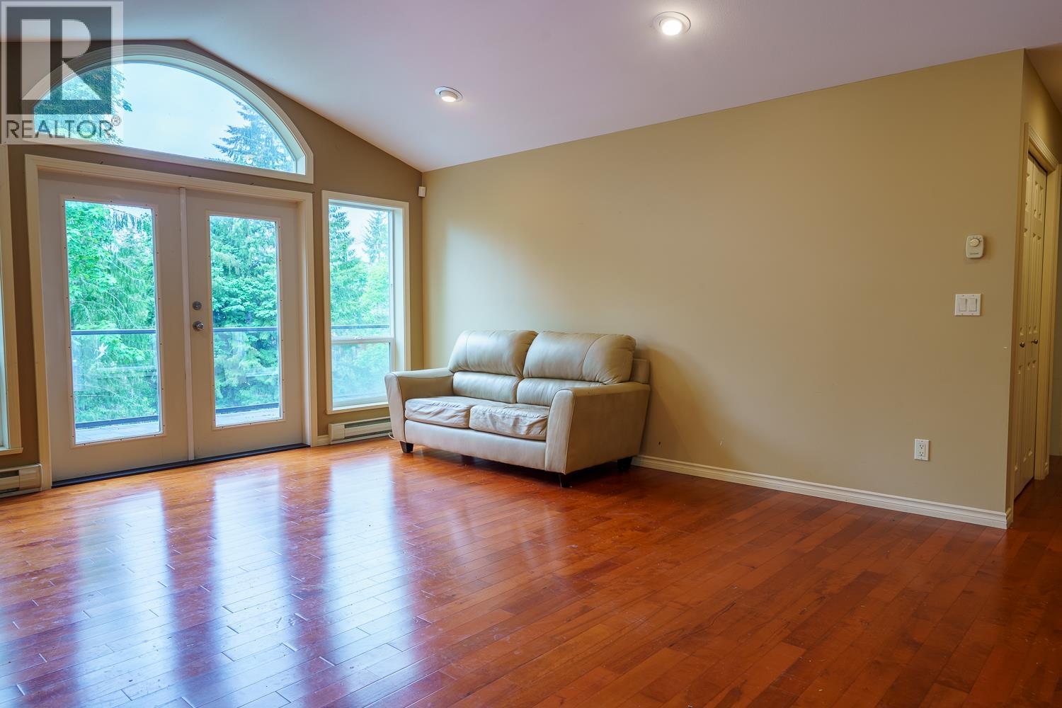 5886 Sandy Hook Road, Sechelt, British Columbia  V7Z 0P4 - Photo 5 - R3082187