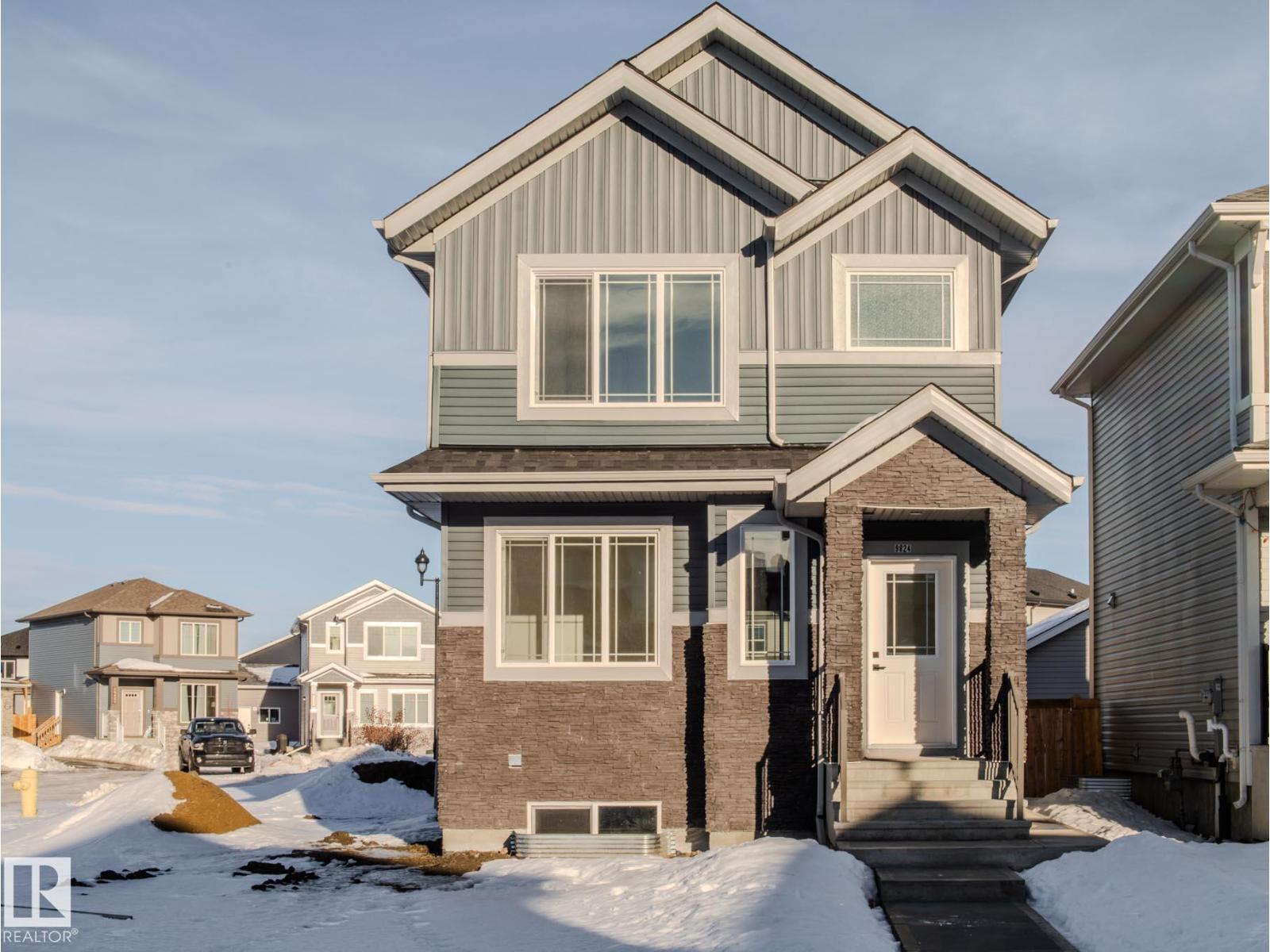 9824 106 AV, morinville, Alberta