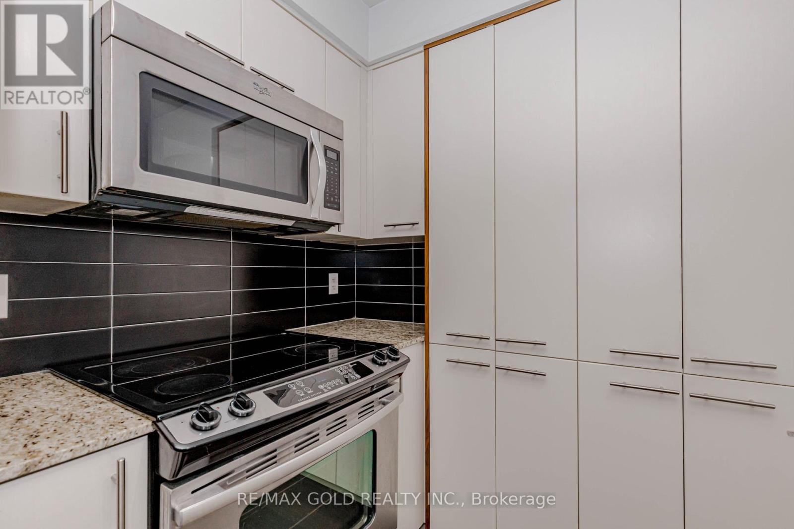 511 - 5 Valhalla Inn Road, Toronto, Ontario  M9B 0B1 - Photo 17 - W12719082