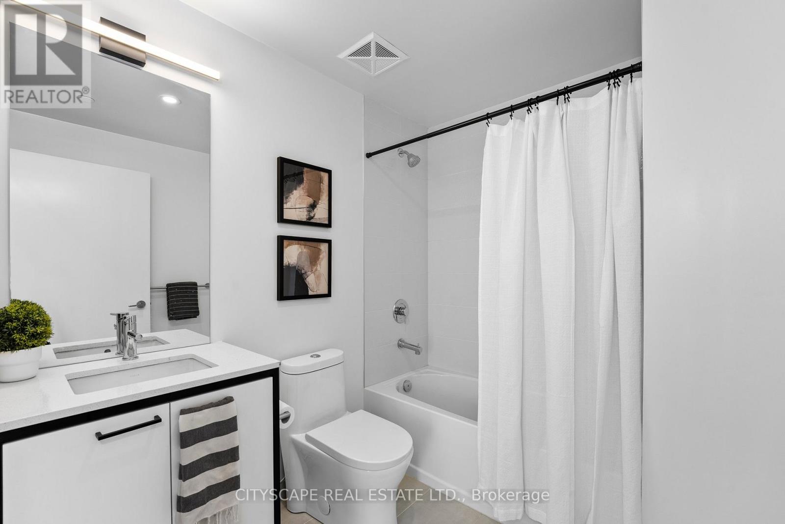 1104 - 1808 St. Clair Avenue W, Toronto, Ontario  M6N 0C1 - Photo 12 - W12719480