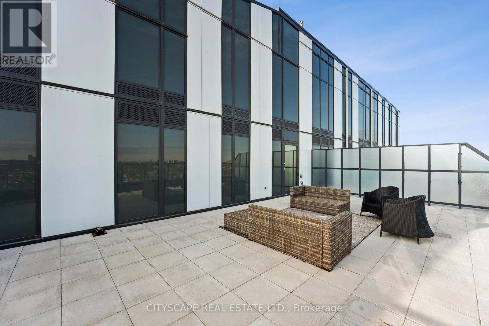 1104 - 1808 St. Clair Avenue W, Toronto, Ontario  M6N 0C1 - Photo 16 - W12719480