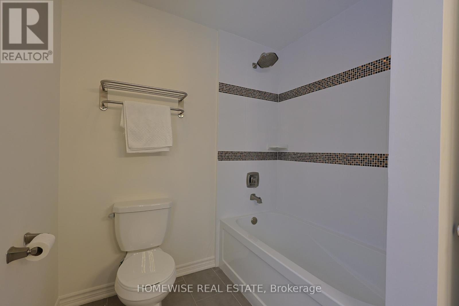 22 Cobblestone Drive, Markham, Ontario  L3T 4E4 - Photo 18 - N12718648