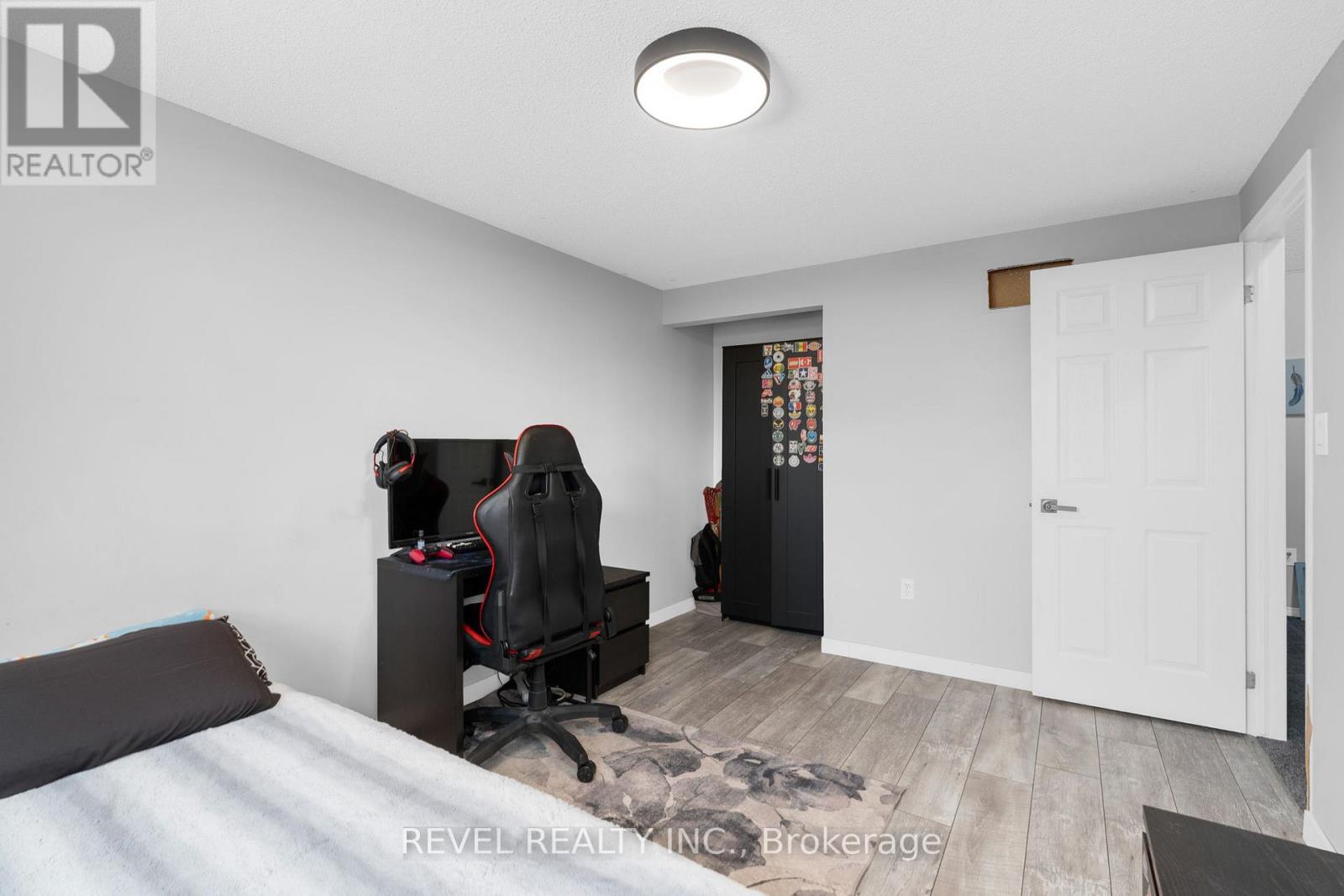 16 Girdwood Drive, Barrie, Ontario  L4N 8R2 - Photo 31 - S12711732