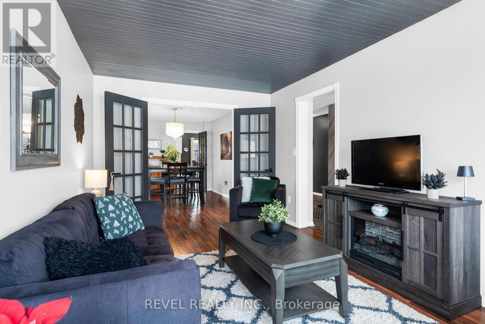 16 Girdwood Drive, Barrie, Ontario  L4N 8R2 - Photo 7 - S12711732