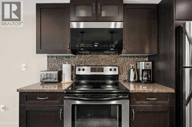 2206, 250 2 Avenue, Dead Man's Flats, Alberta  T1W 2W4 - Photo 5 - A2269582