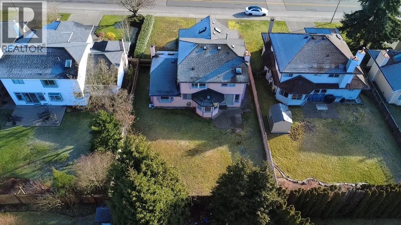 680 Linton Street, Coquitlam, British Columbia  V3J 6K3 - Photo 2 - R3081908