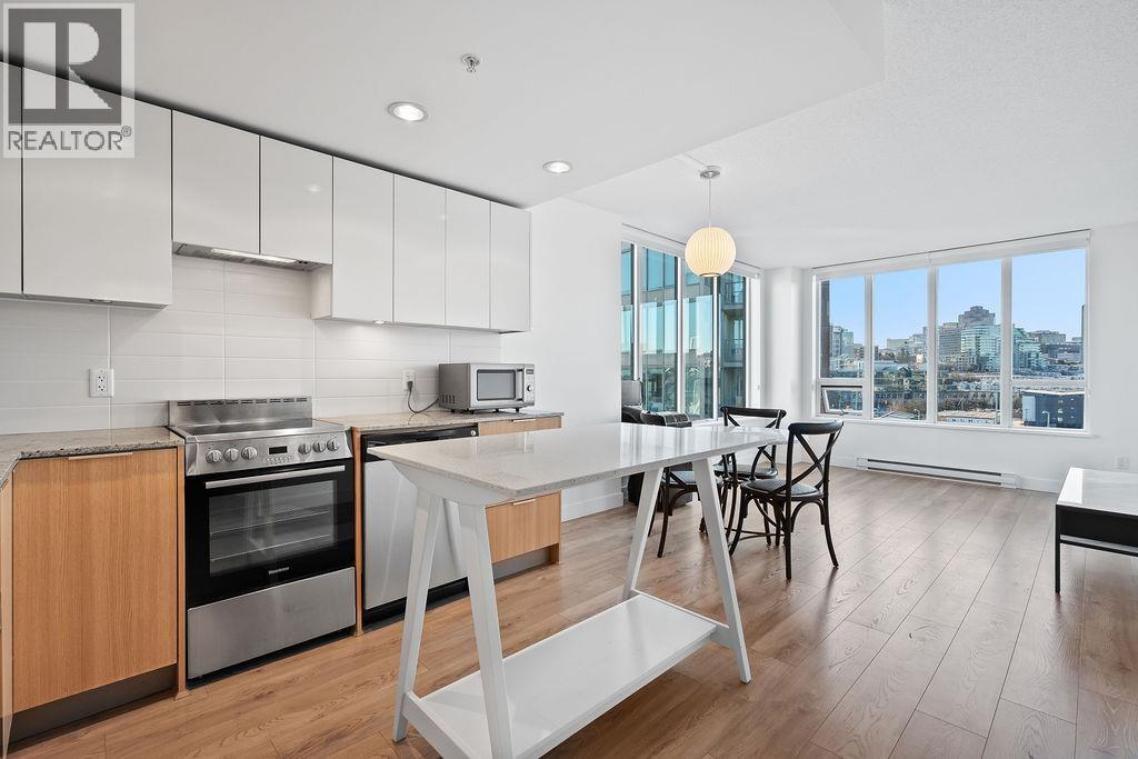 901 1919 WYLIE STREET, Vancouver, British Columbia