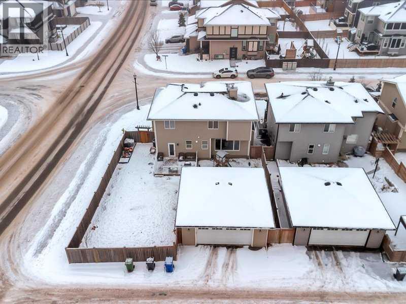 201 Rainbow Falls Glen, Chestermere, Alberta  T1X 0S6 - Photo 12 - A2274370