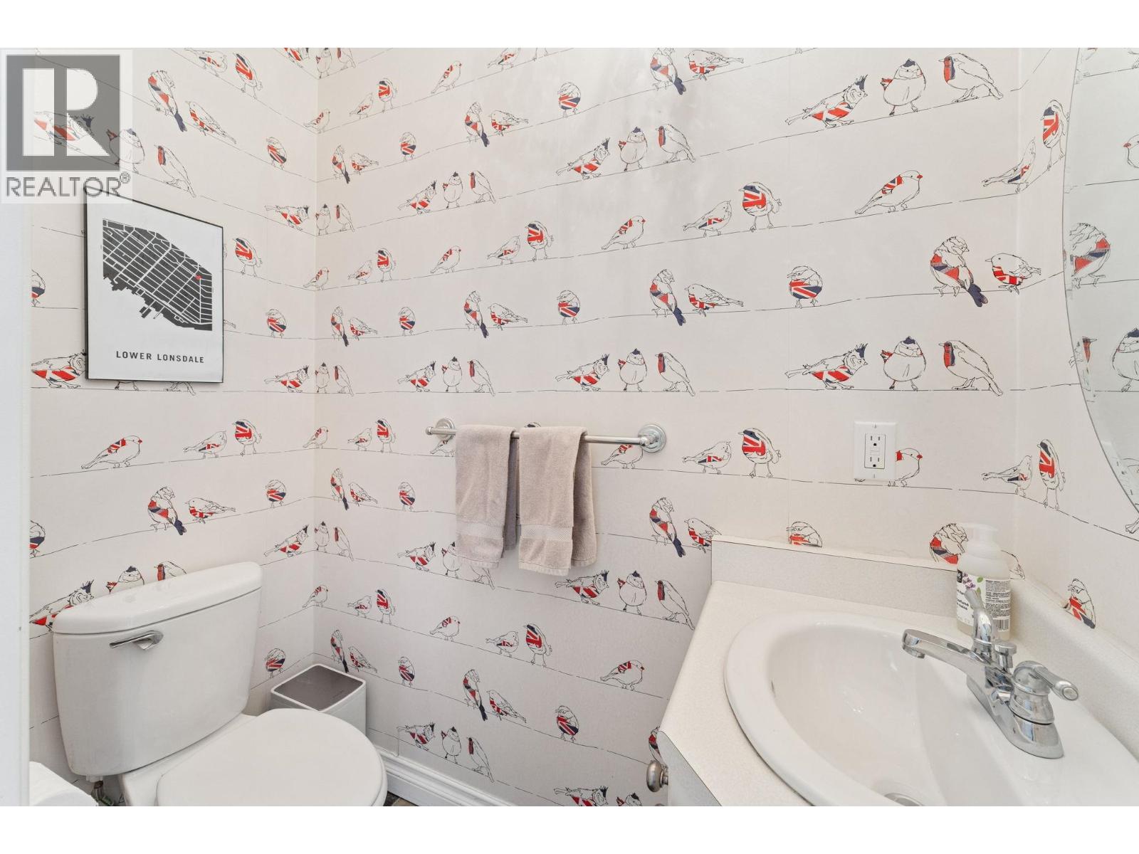 333 E Keith Road, North Vancouver, British Columbia  V7L 1V6 - Photo 21 - R3081053