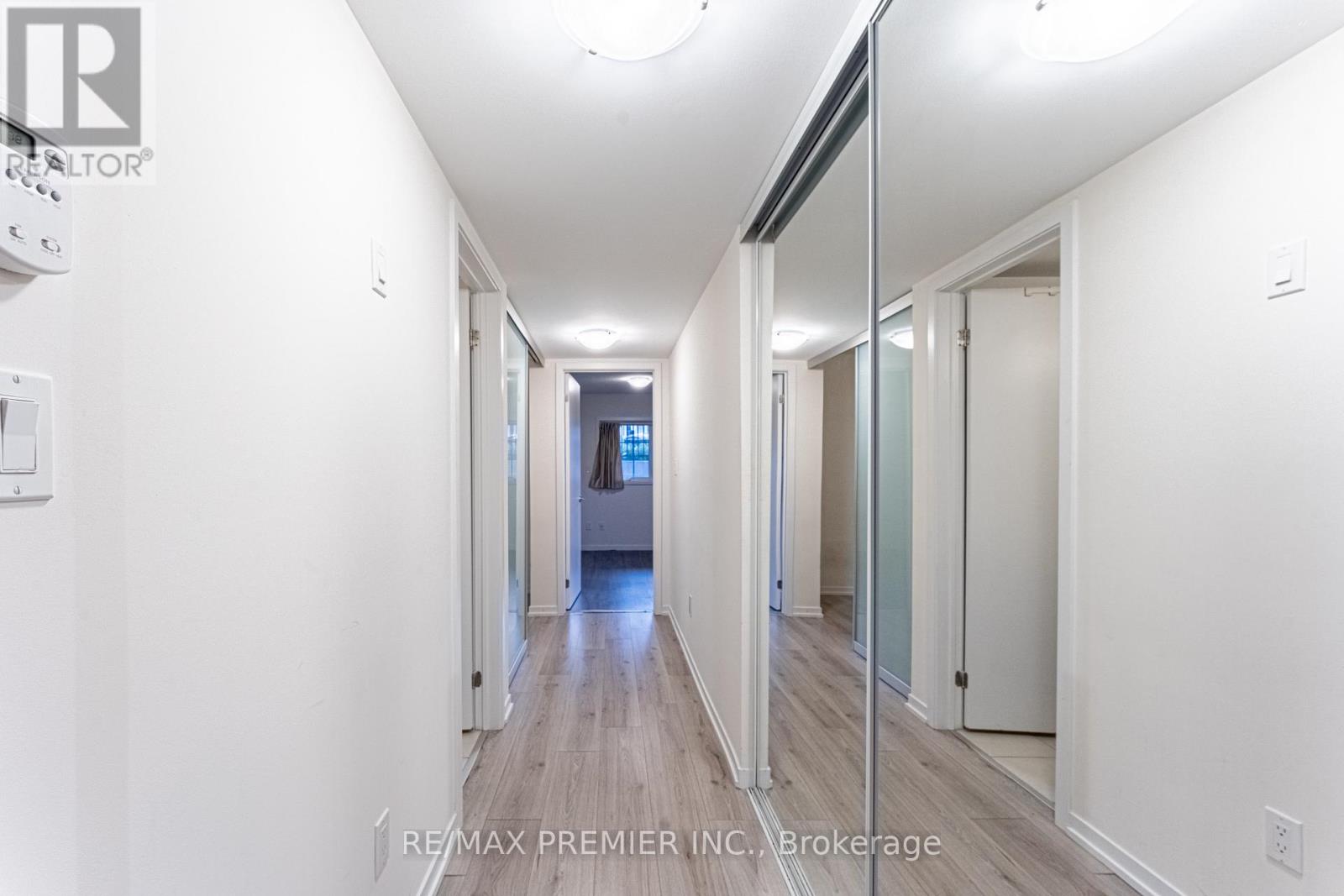 B02 - 26 Bruce Street, Vaughan, Ontario  L4L 1J4 - Photo 7 - N12719504