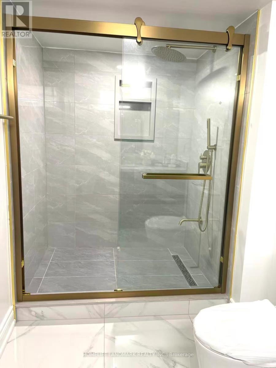 252 Borealis Avenue, Aurora, Ontario  L4G 7V9 - Photo 4 - N12562184