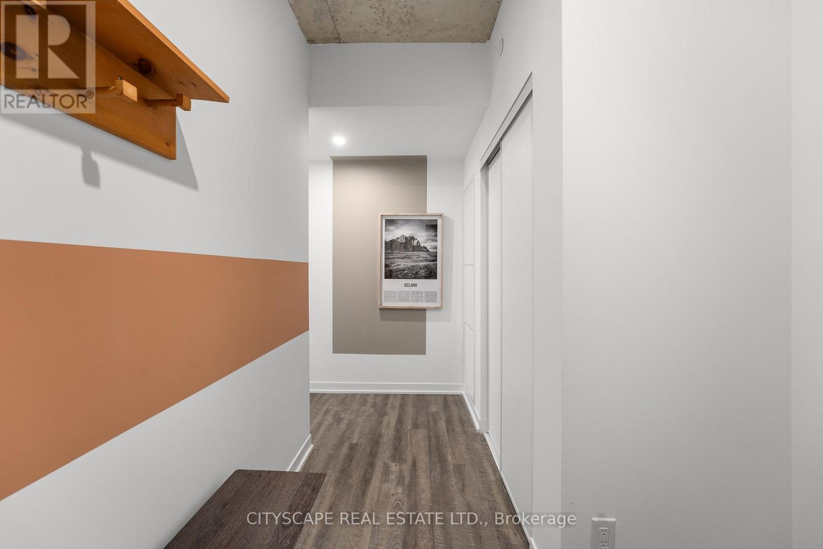 911 - 1808 St. Clair Avenue W, Toronto, Ontario  M6N 0C1 - Photo 3 - W12719510