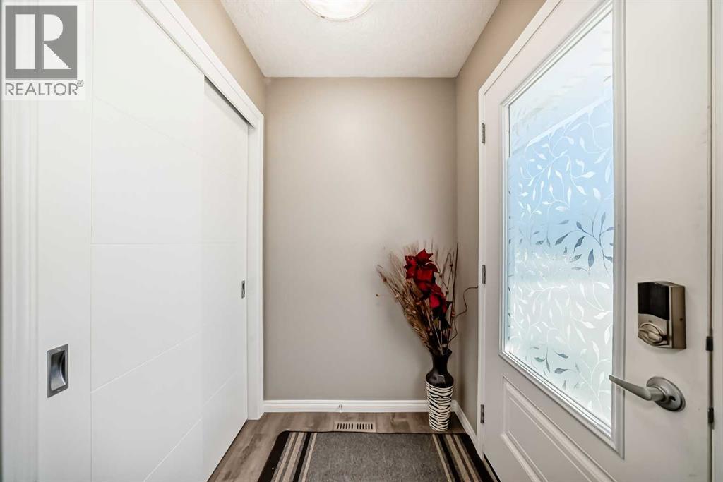 48 Yorkville Avenue Sw, Calgary, Alberta  T2X 4J5 - Photo 4 - A2266735