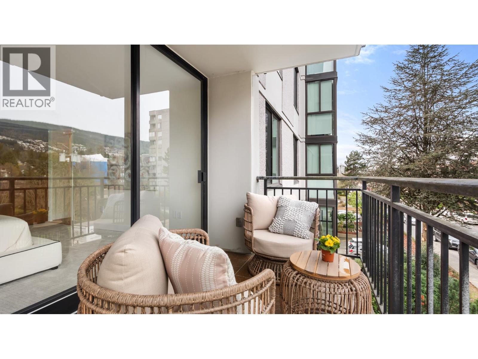 401 475 13th Street, West Vancouver, British Columbia  V7T 2N7 - Photo 32 - R3081961