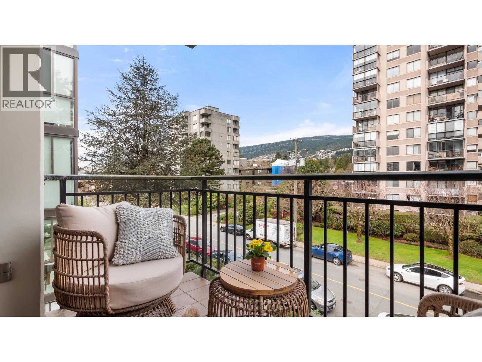 401 475 13th Street, West Vancouver, British Columbia  V7T 2N7 - Photo 31 - R3081961