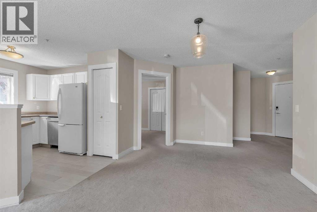 102, 2000 Somervale Court Sw, Calgary, Alberta  T2Y 4J1 - Photo 6 - A2279639