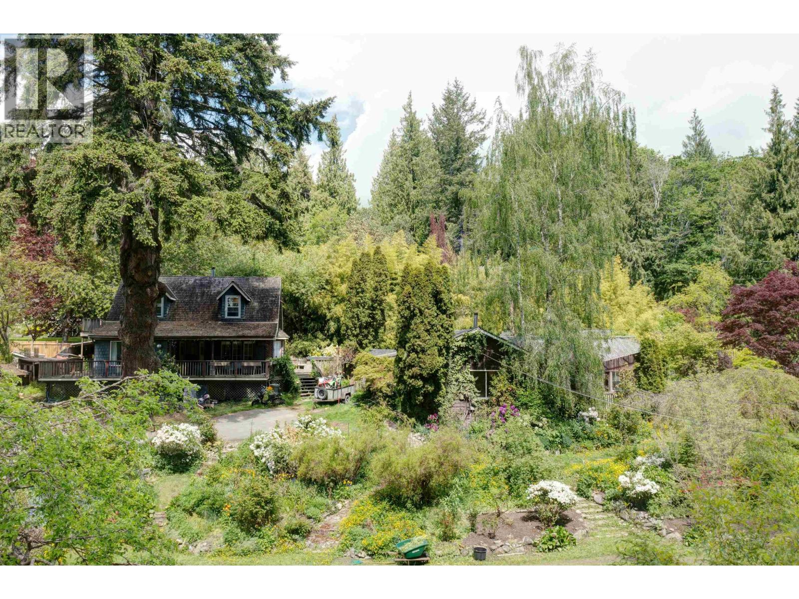 2602 Lower Road, Roberts Creek, British Columbia  V0N 2W4 - Photo 16 - R3082190