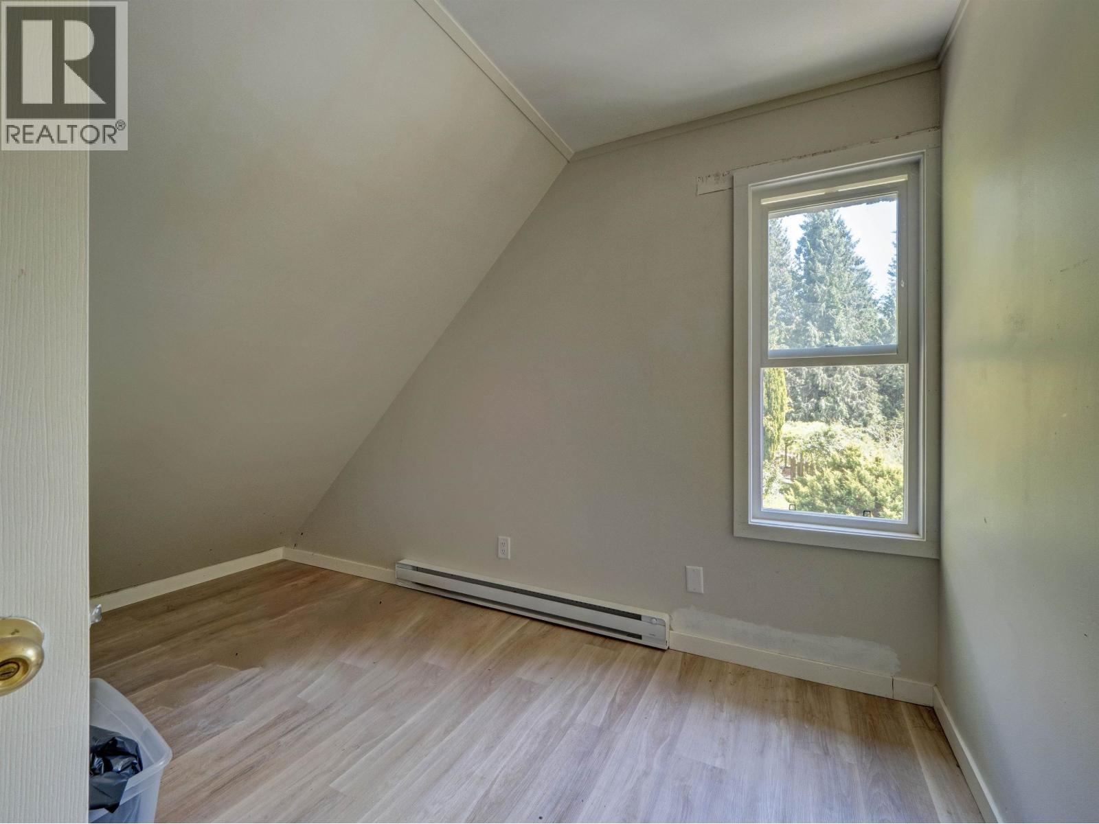 2602 Lower Road, Roberts Creek, British Columbia  V0N 2W4 - Photo 8 - R3082190