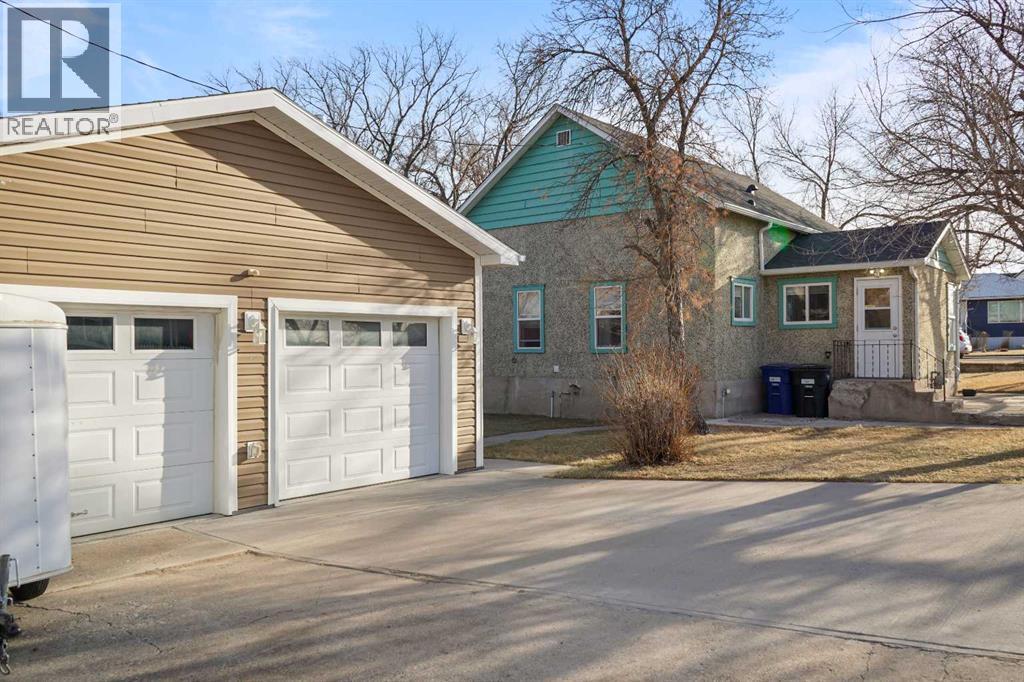 1706 3 Avenue, Fort Macleod, Alberta