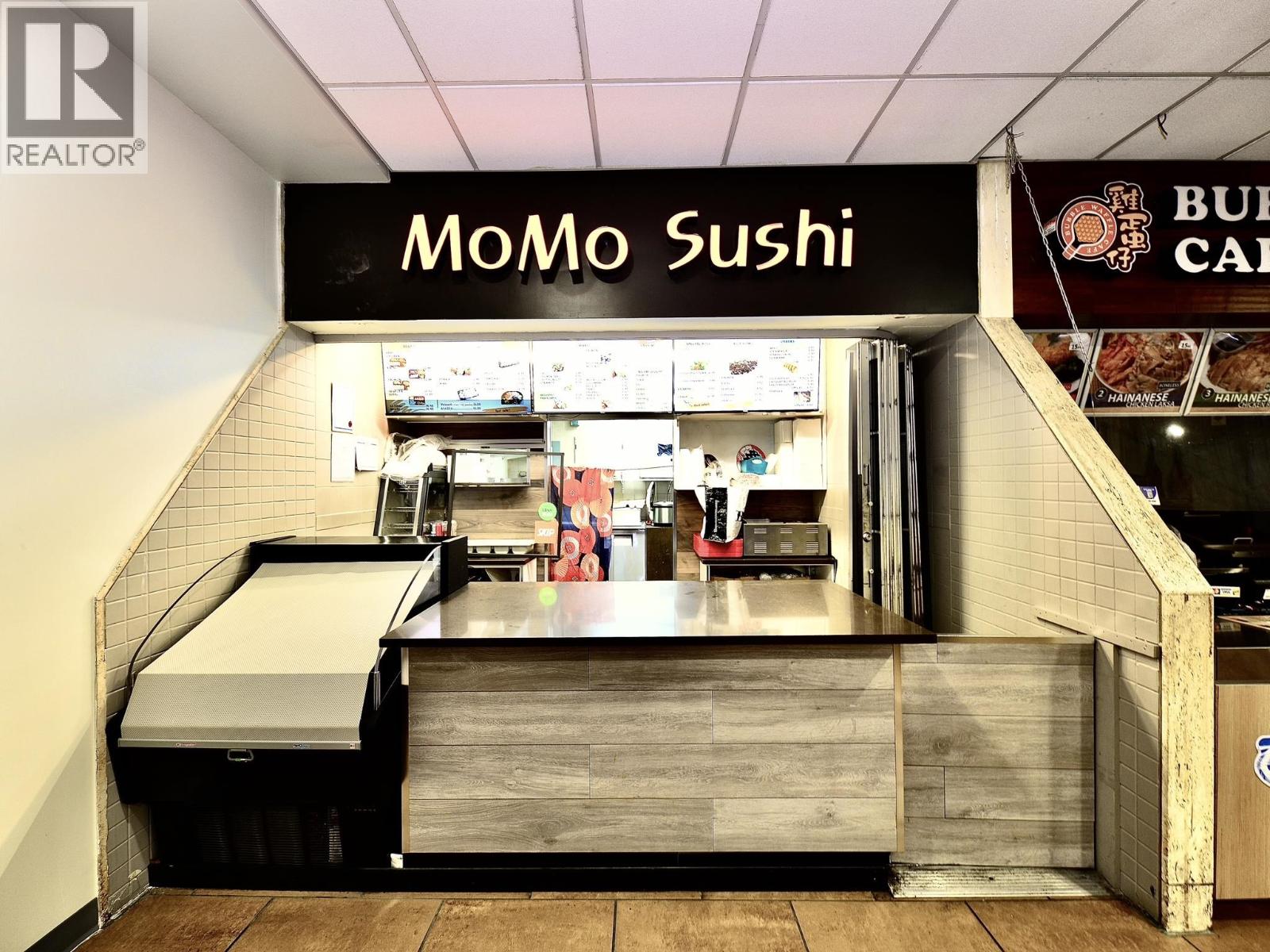 Listing Picture 2 of 17 : 224 1055 W GEORGIA STREET, Vancouver / 溫哥華 - 魯藝地產 Yvonne Lu Group - MLS Medallion Club Member