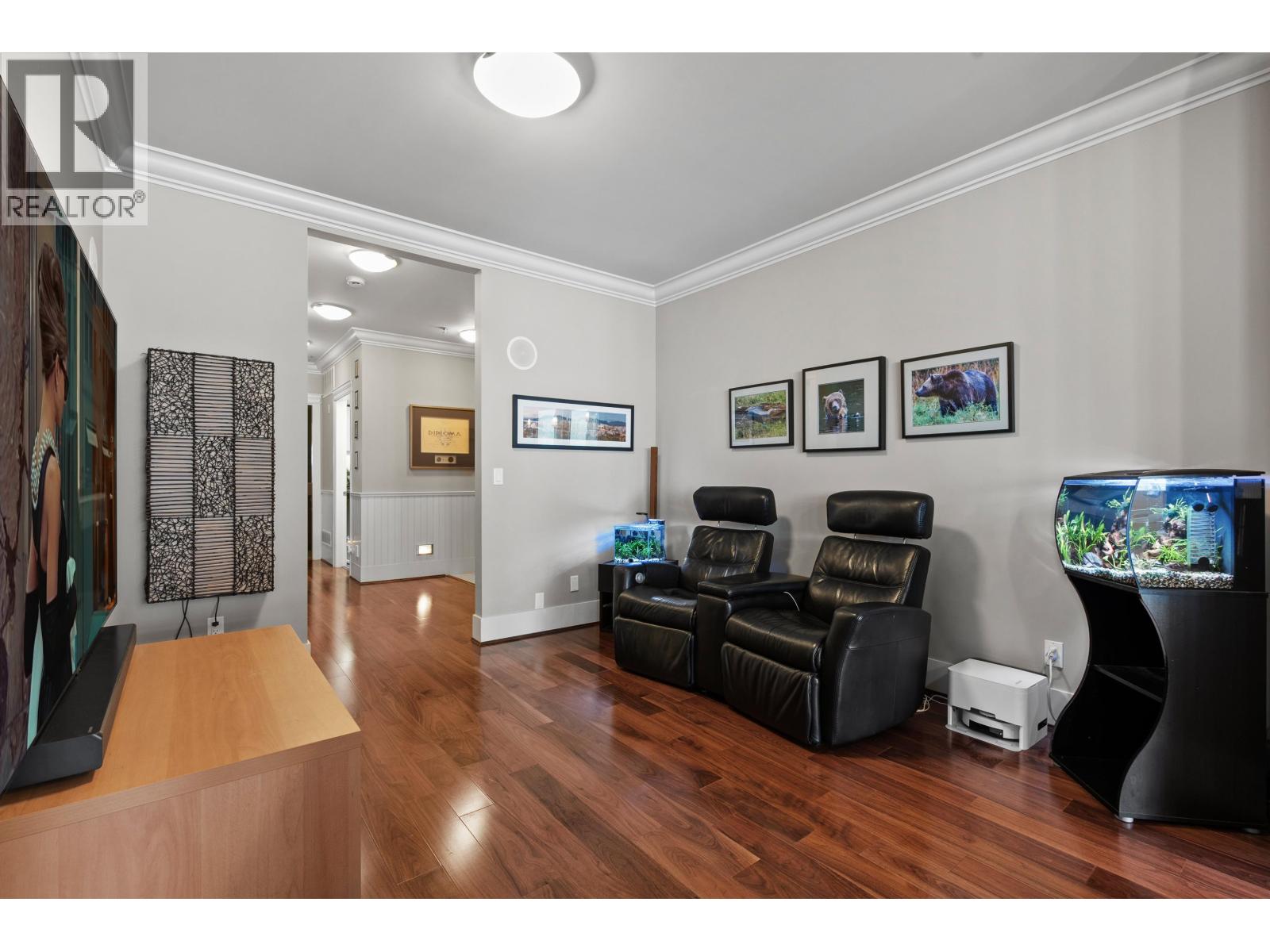 Listing Picture 17 of 36 : 202 13251 PRINCESS STREET, Richmond / 烈治文 - 魯藝地產 Yvonne Lu Group - MLS Medallion Club Member