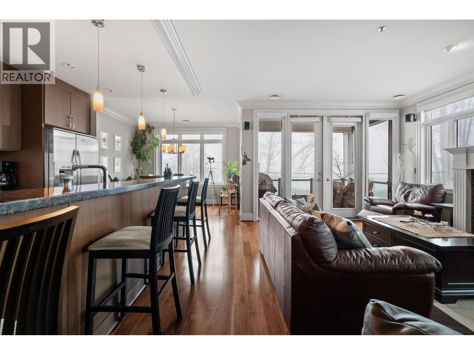 Listing Picture 6 of 36 : 202 13251 PRINCESS STREET, Richmond / 烈治文 - 魯藝地產 Yvonne Lu Group - MLS Medallion Club Member