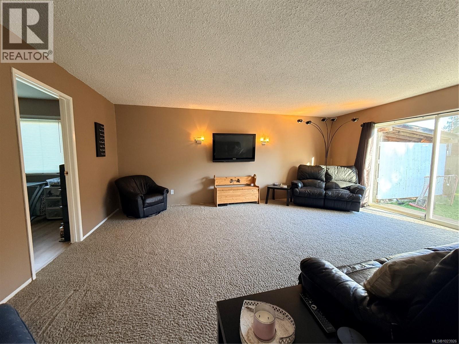 2718 Brockington Pl, Port Mcneill, British Columbia  V0N 2R0 - Photo 12 - 1023926