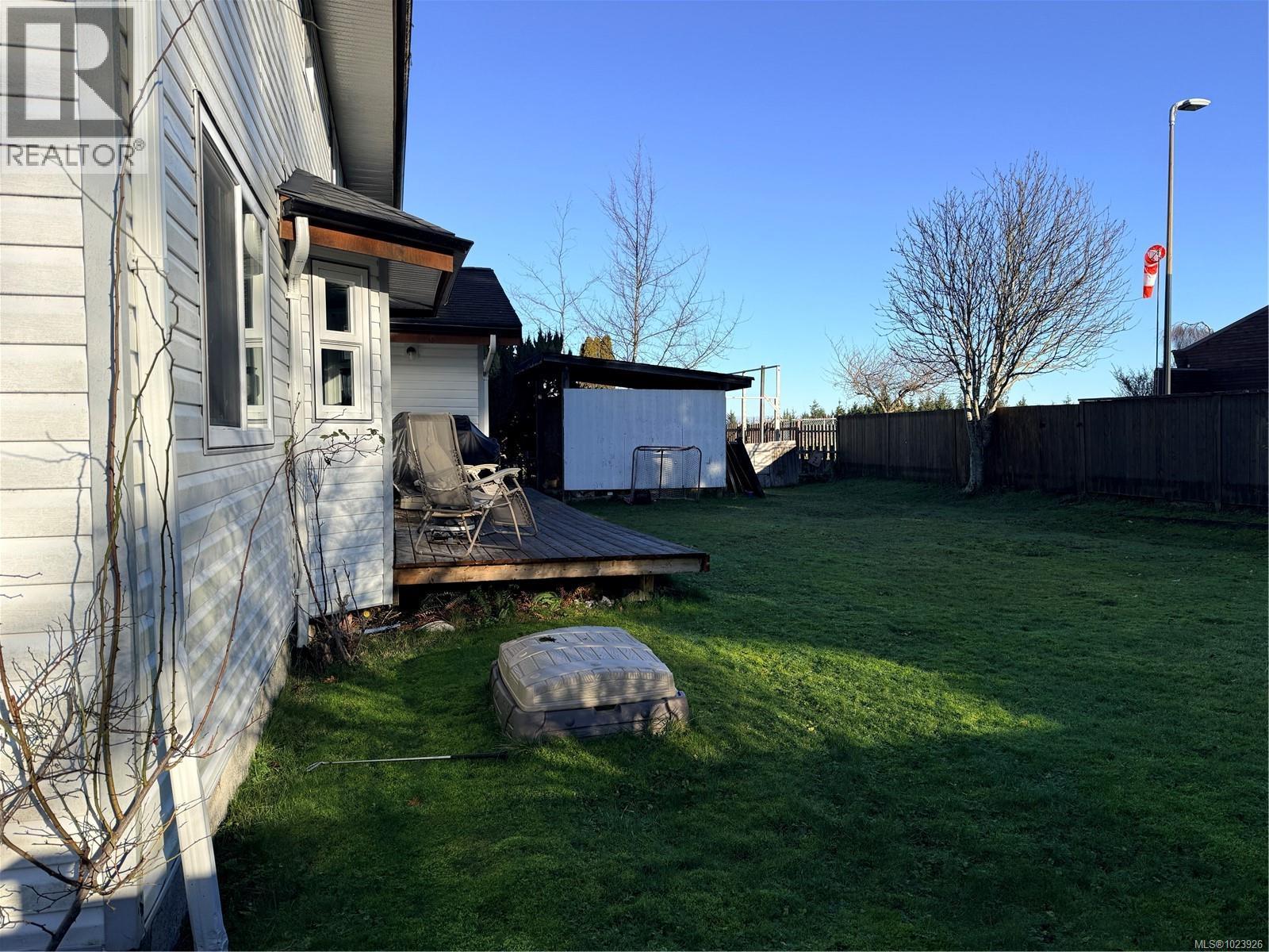 2718 Brockington Pl, Port Mcneill, British Columbia  V0N 2R0 - Photo 2 - 1023926
