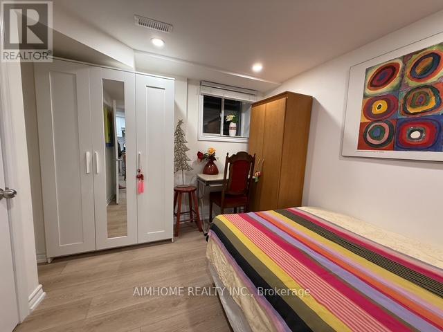 28 Castle Harbour Lane W, Markham, Ontario  L3T 3A2 - Photo 5 - N12719538