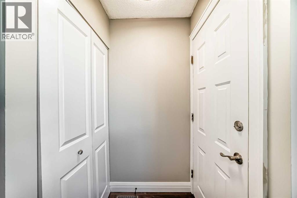 199 Maitland Drive Ne, Calgary, Alberta  T2A 5C1 - Photo 4 - A2263570