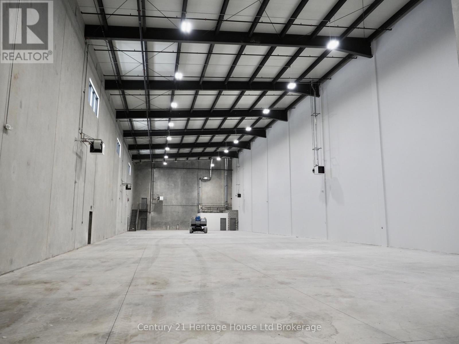 B 3-4 - 417 Griffin Way, Woodstock, Ontario  N4T 0N2 - Photo 6 - X12677704