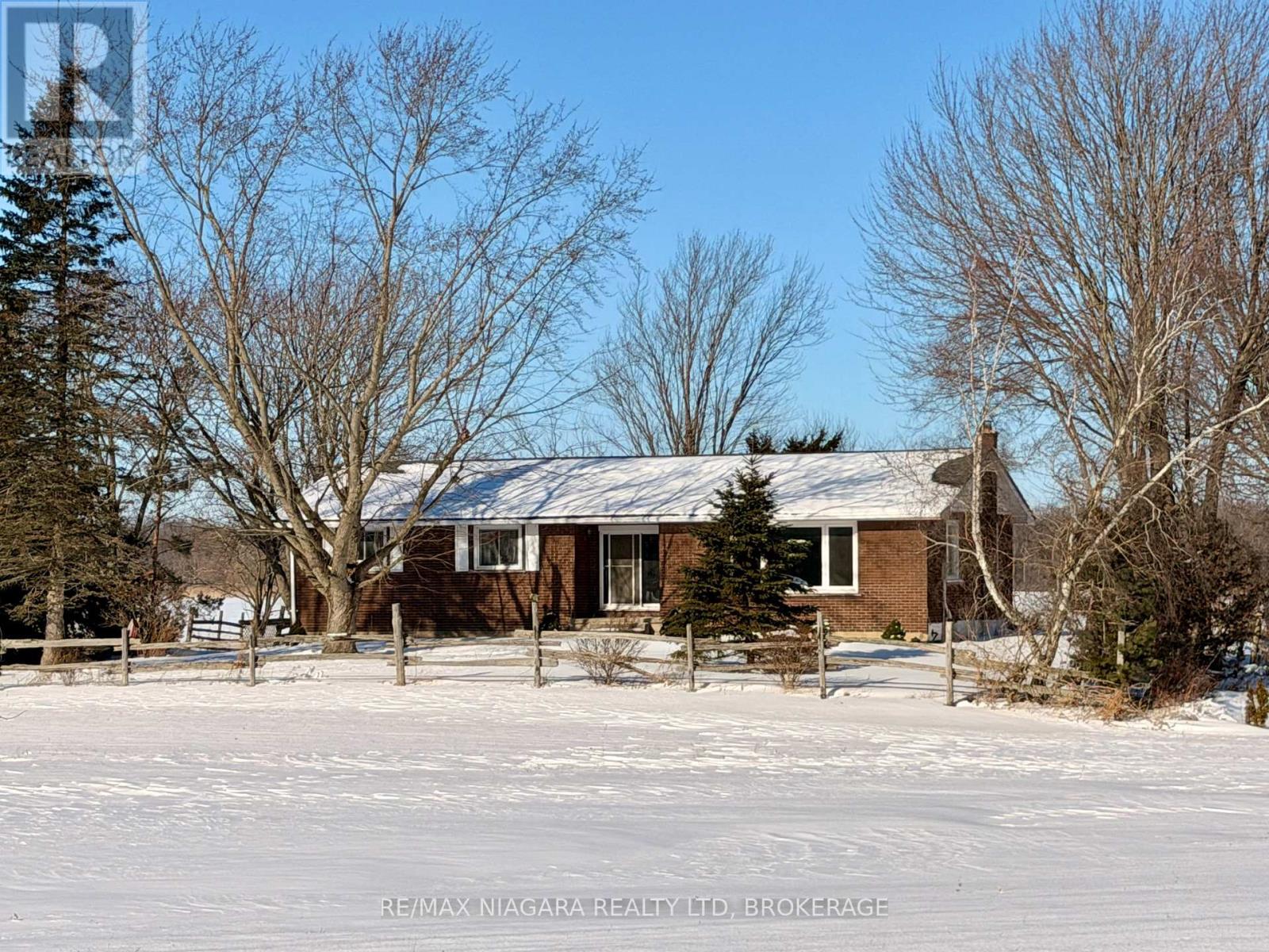 32626 Clarendon Street W, Wainfleet, Ontario  L0S 1V0 - Photo 2 - X12719540
