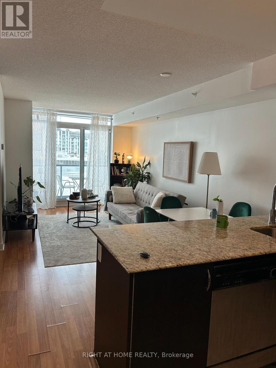 405 - 5740 Yonge Street, Toronto, Ontario  M2M 0B1 - Photo 2 - C12719544