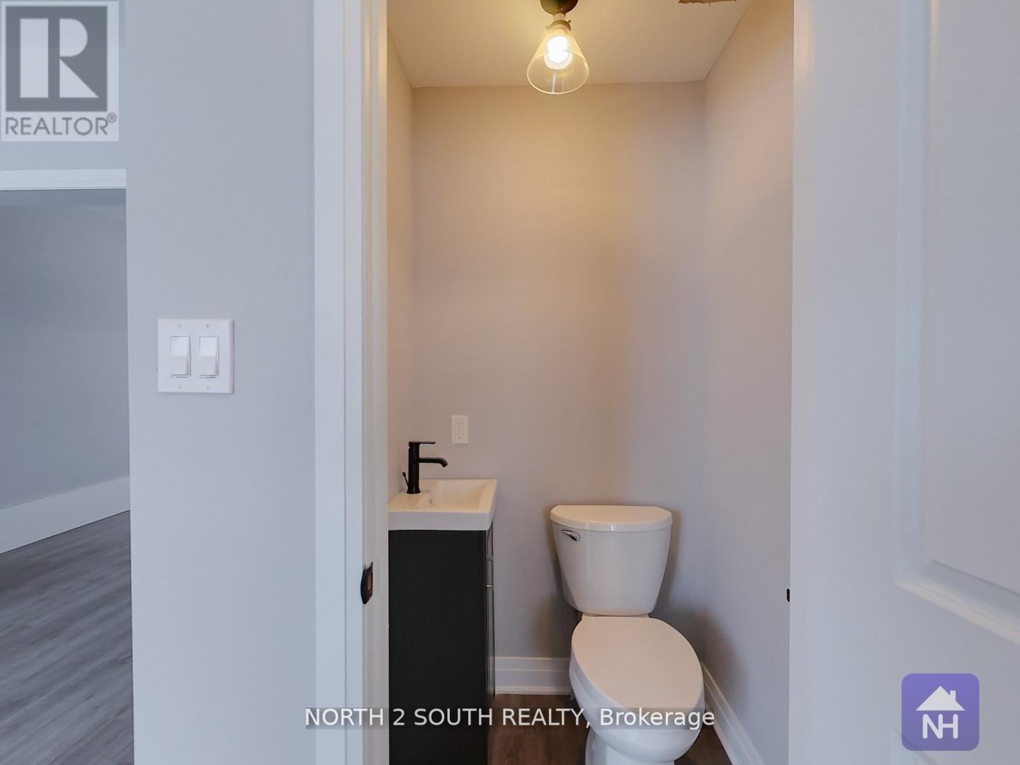 190 Stewart Street, Peterborough, Ontario  K9J 3M5 - Photo 3 - X12719550