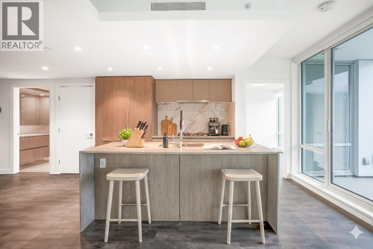 2201 1500 Fern Street, North Vancouver, British Columbia  V7J 0B6 - Photo 6 - R3082009