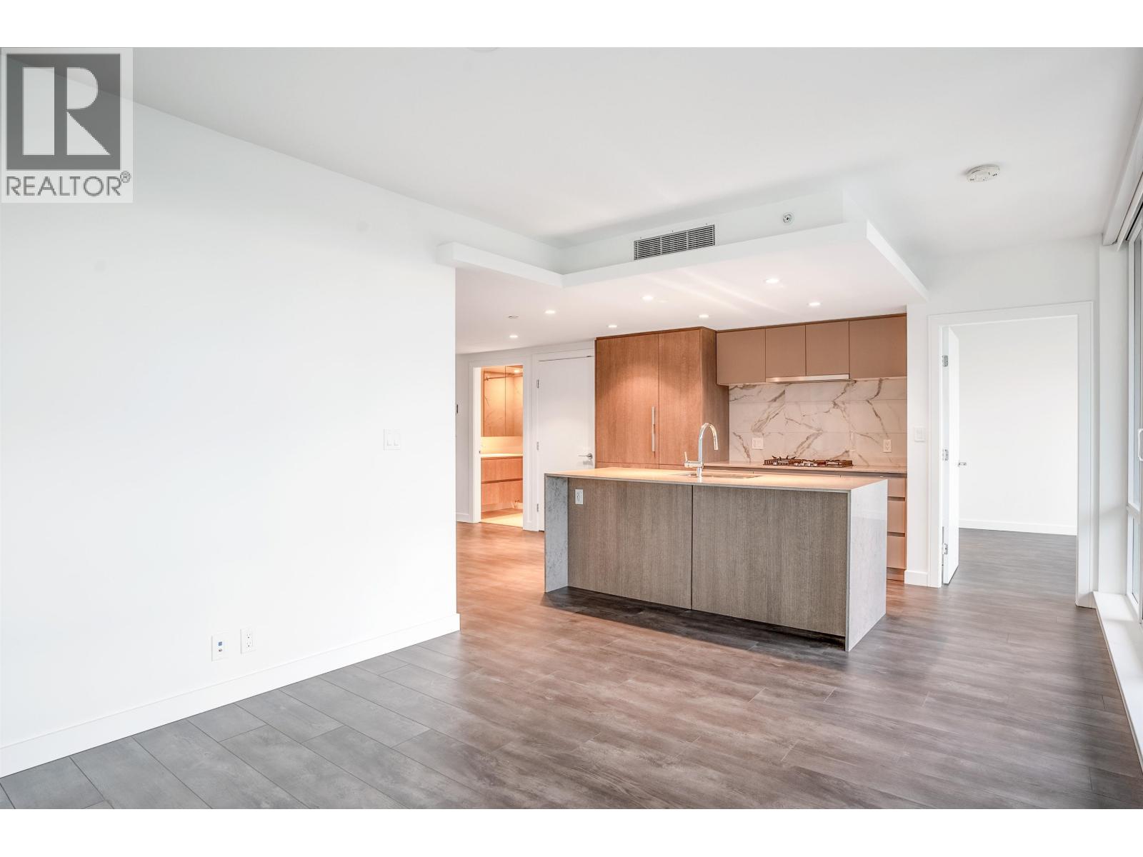 2201 1500 Fern Street, North Vancouver, British Columbia  V7J 0B6 - Photo 17 - R3082009