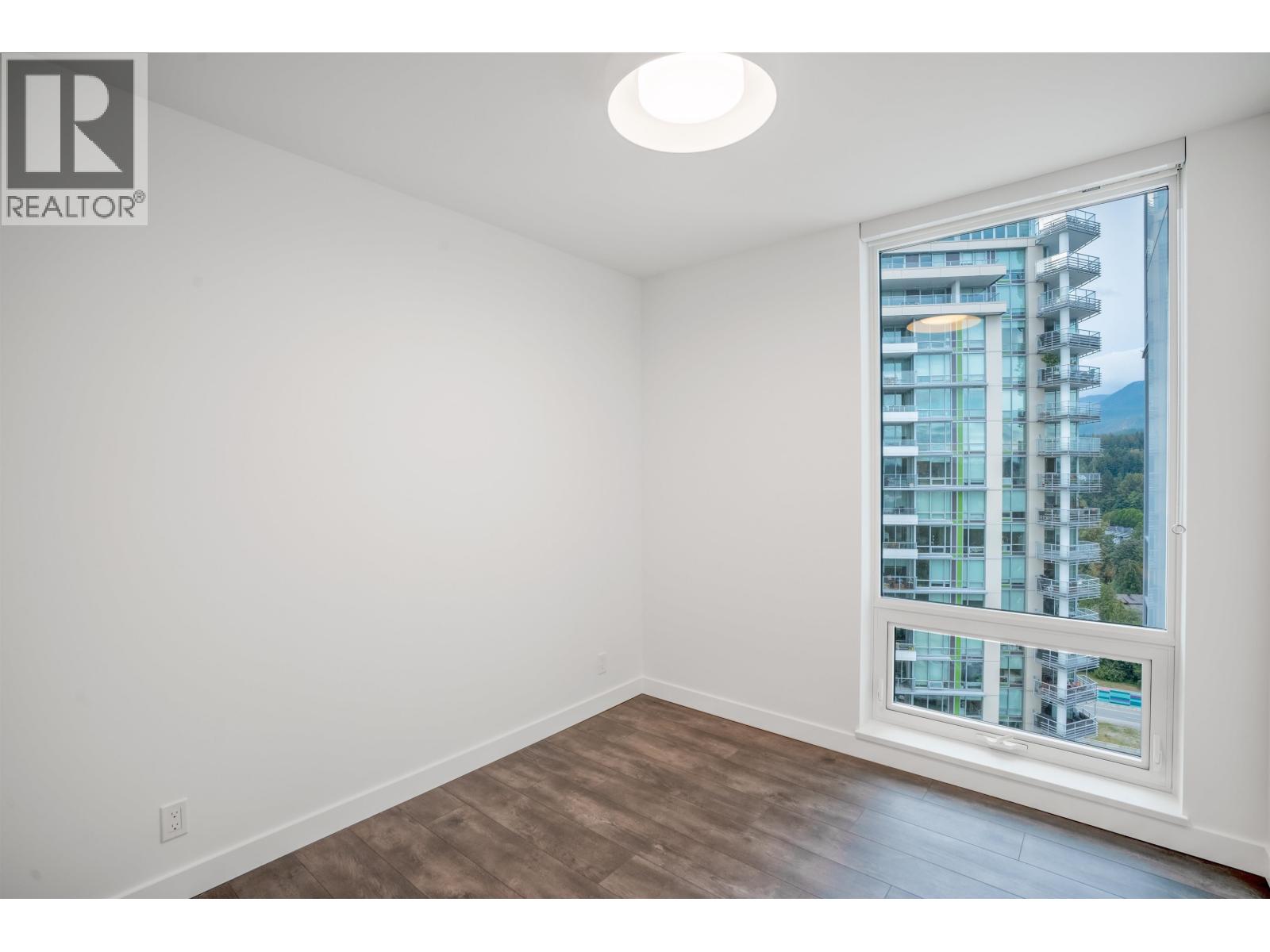 2201 1500 Fern Street, North Vancouver, British Columbia  V7J 0B6 - Photo 14 - R3082009