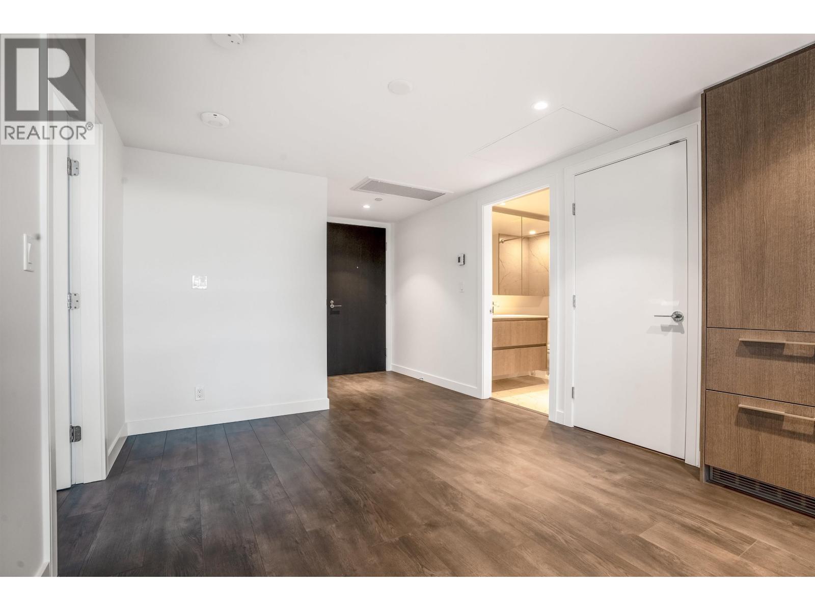 2201 1500 Fern Street, North Vancouver, British Columbia  V7J 0B6 - Photo 21 - R3082009