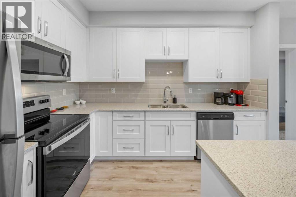 205, 150 Shawnee Square Sw, Calgary, Alberta  T2Y 0T6 - Photo 4 - A2277356