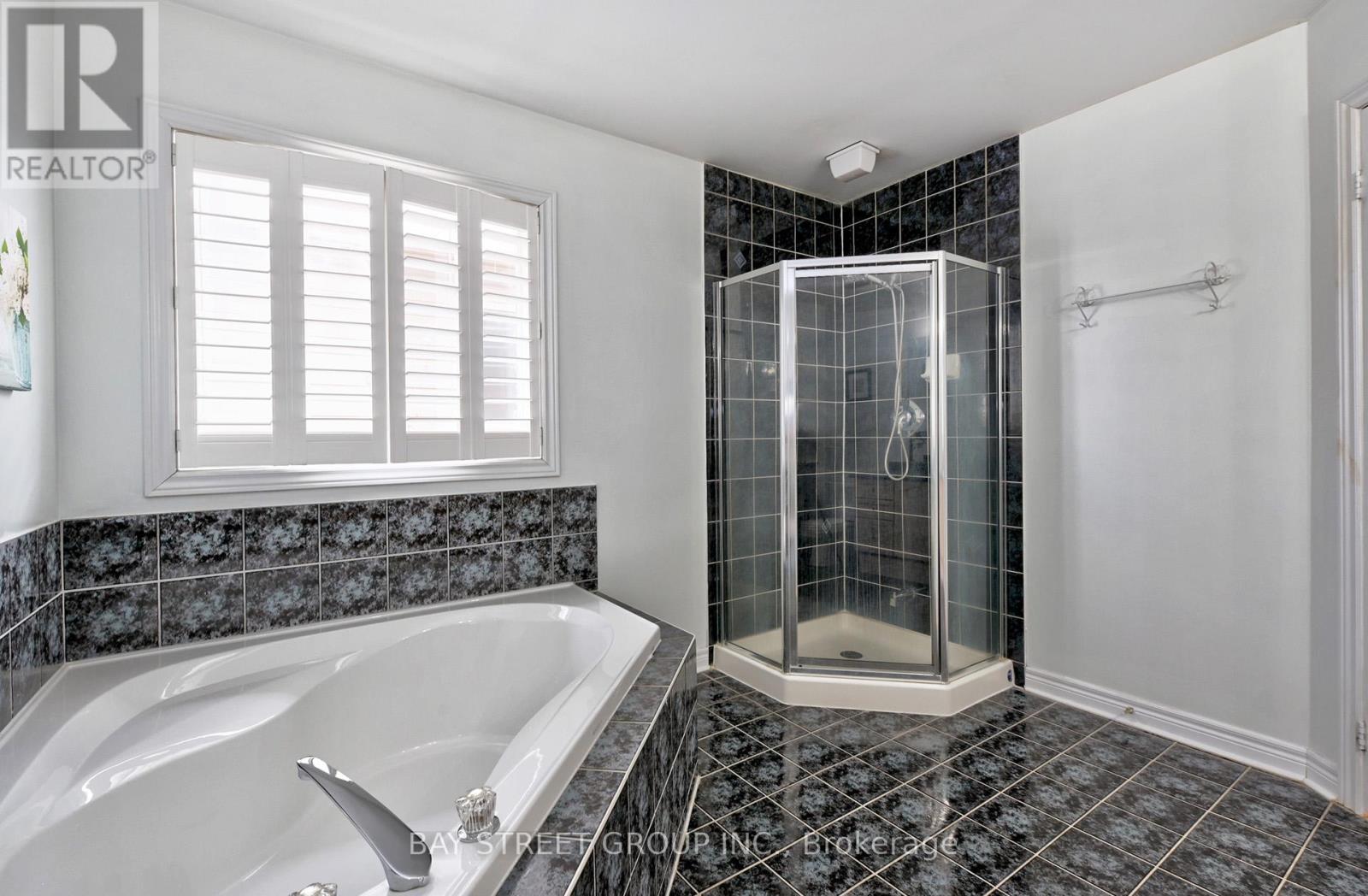 43 English Oak Drive, Richmond Hill, Ontario  L4E 3W2 - Photo 24 - N12719566