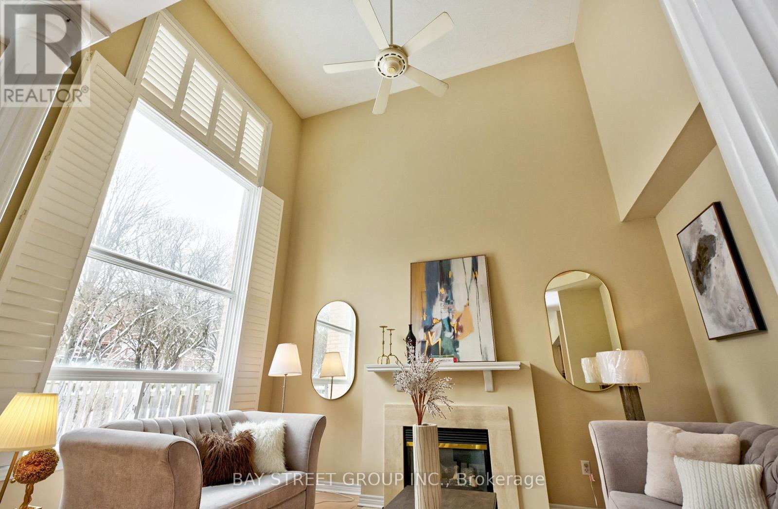 43 English Oak Drive, Richmond Hill, Ontario  L4E 3W2 - Photo 7 - N12719566