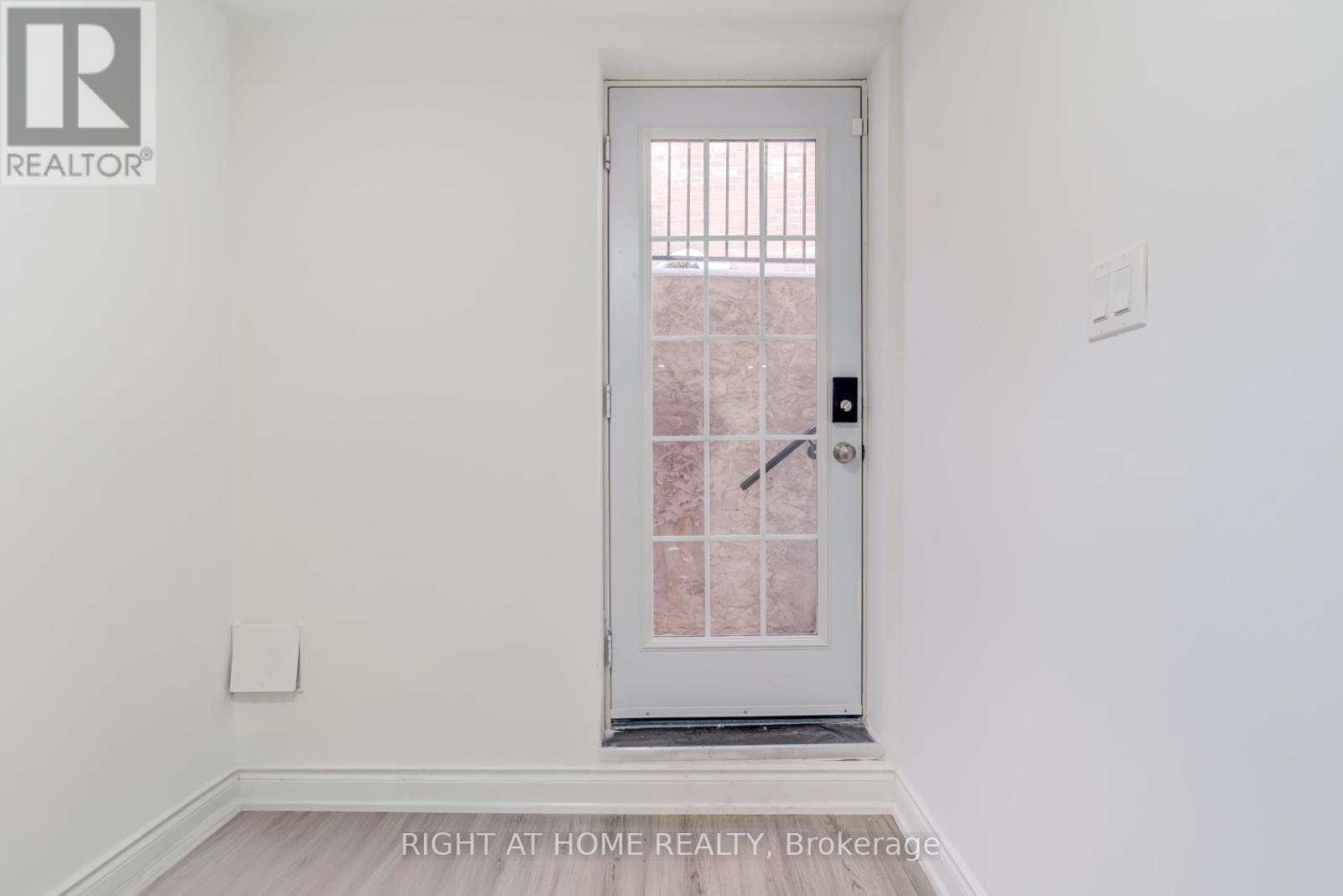 (Bsmt) - 12 Edmonton Street, Brampton, Ontario  L6Y 5L2 - Photo 4 - W12719414