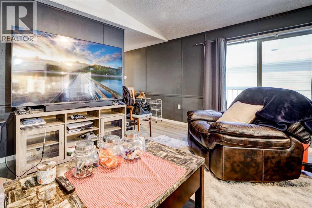 308 Station Boulevard, Coaldale, Alberta  T1M 1P6 - Photo 5 - A2272823