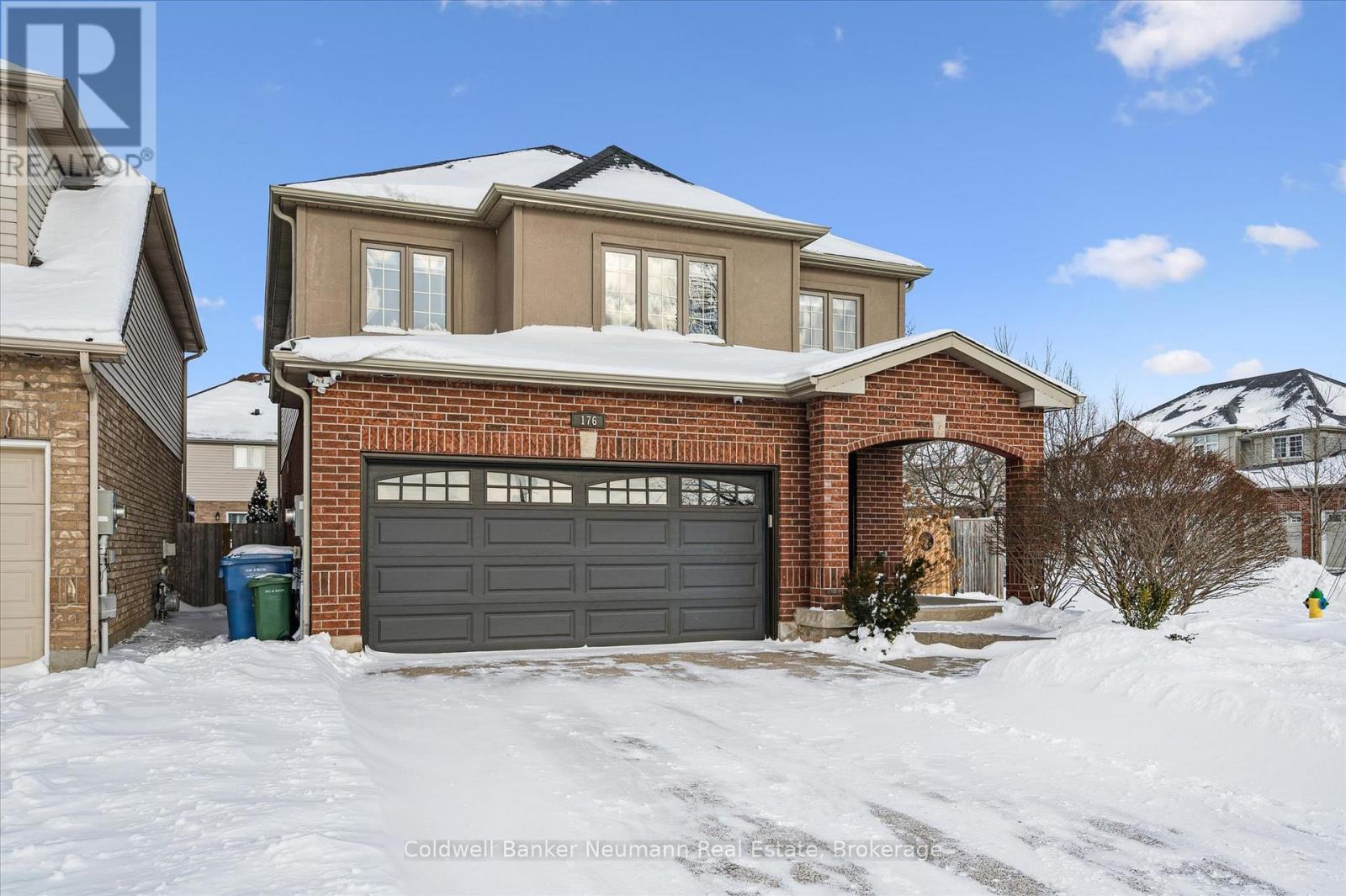 176 COLONIAL DRIVE, Guelph, Ontario