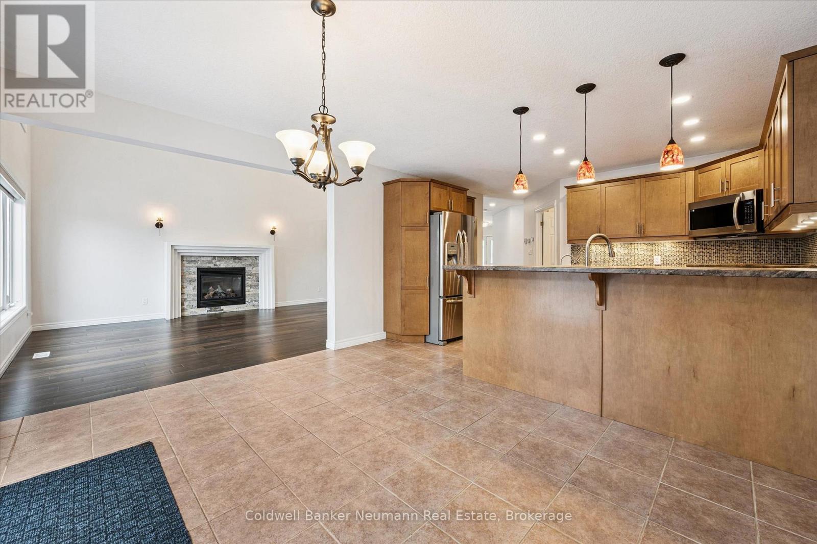 176 Colonial Drive, Guelph, Ontario  N1L 1T7 - Photo 12 - X12719600