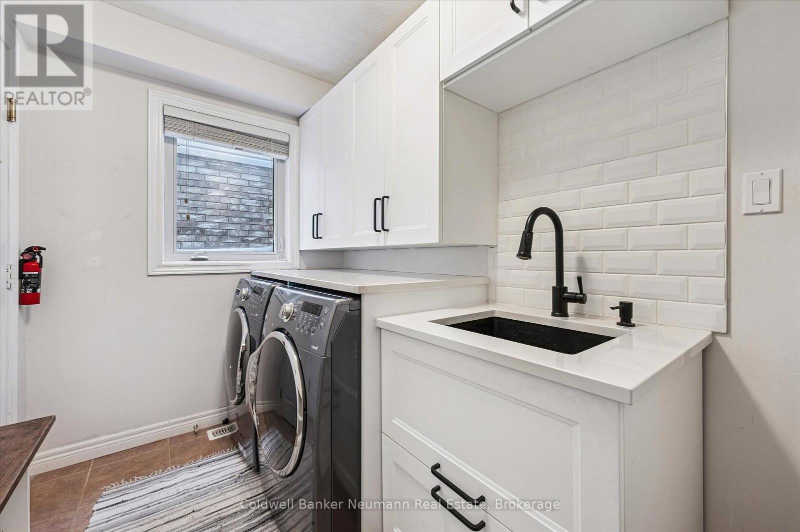 176 Colonial Drive, Guelph, Ontario  N1L 1T7 - Photo 16 - X12719600