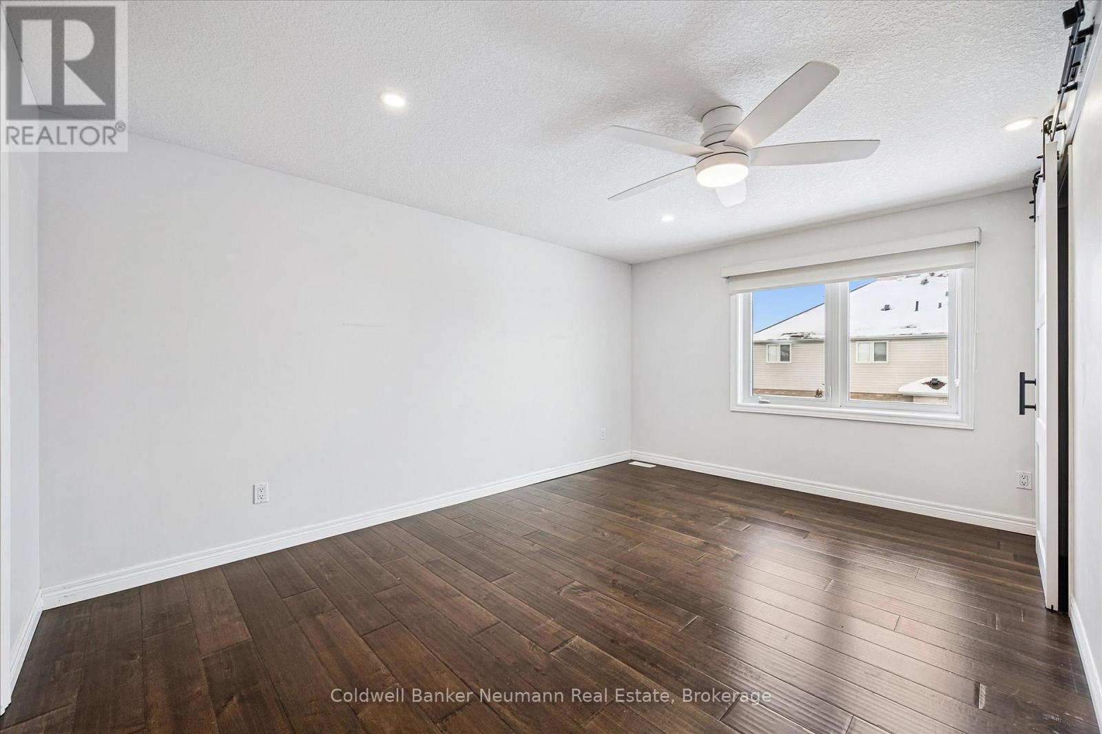 176 Colonial Drive, Guelph, Ontario  N1L 1T7 - Photo 25 - X12719600